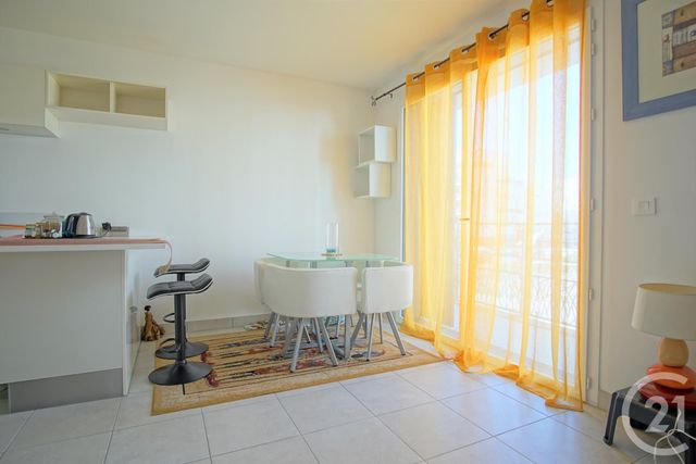 Appartement F2 à louer - 2 pièces - 46.35 m2 - CRETEIL - 94 - ILE-DE-FRANCE - Century 21 Acv