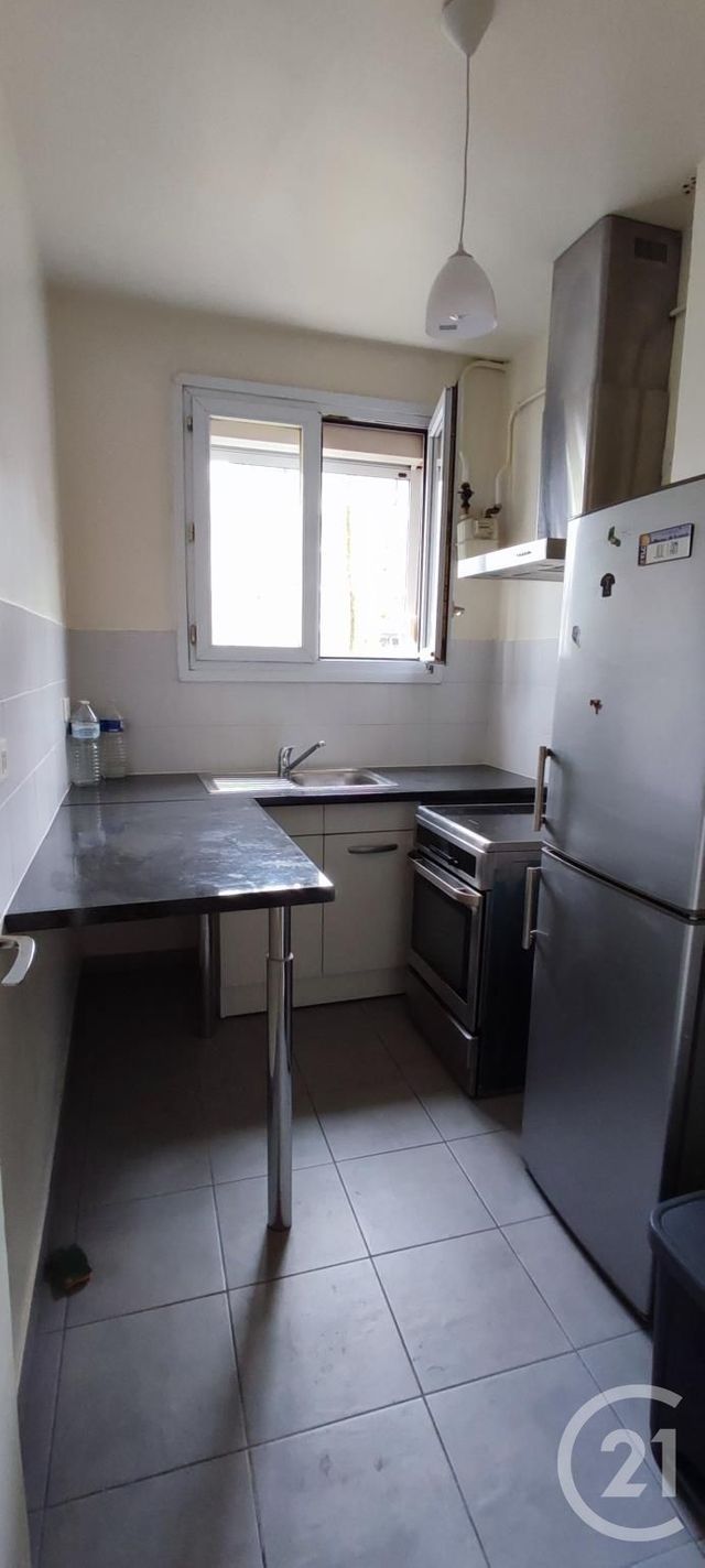 Appartement F4 à louer - 4 pièces - 63.77 m2 - CRETEIL - 94 - ILE-DE-FRANCE - Century 21 Acv