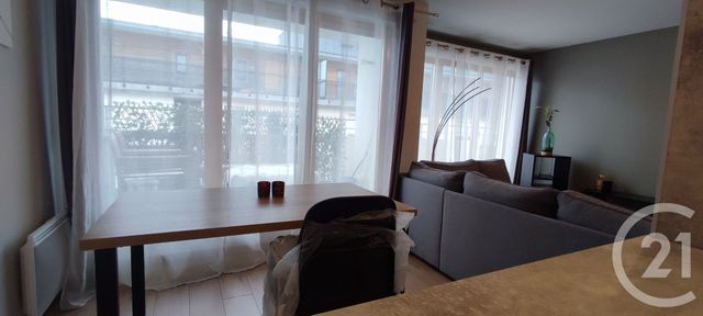 Appartement F2 à louer - 2 pièces - 42.65 m2 - CHOISY LE ROI - 94 - ILE-DE-FRANCE - Century 21 Acv