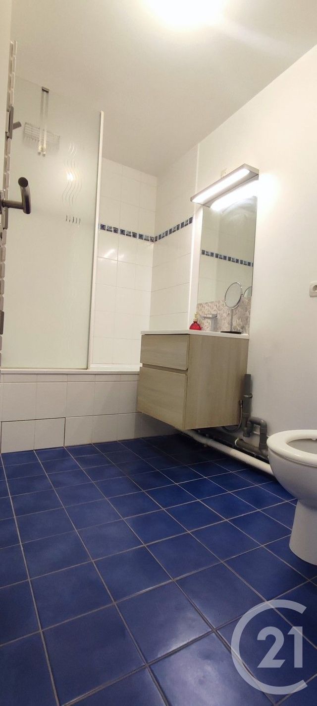 Appartement F2 à louer - 2 pièces - 42.65 m2 - CHOISY LE ROI - 94 - ILE-DE-FRANCE - Century 21 Acv