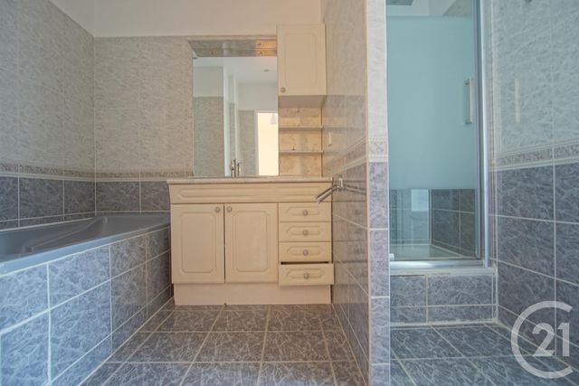 Appartement F4 à louer - 4 pièces - 88.04 m2 - CHOISY LE ROI - 94 - ILE-DE-FRANCE - Century 21 Acv