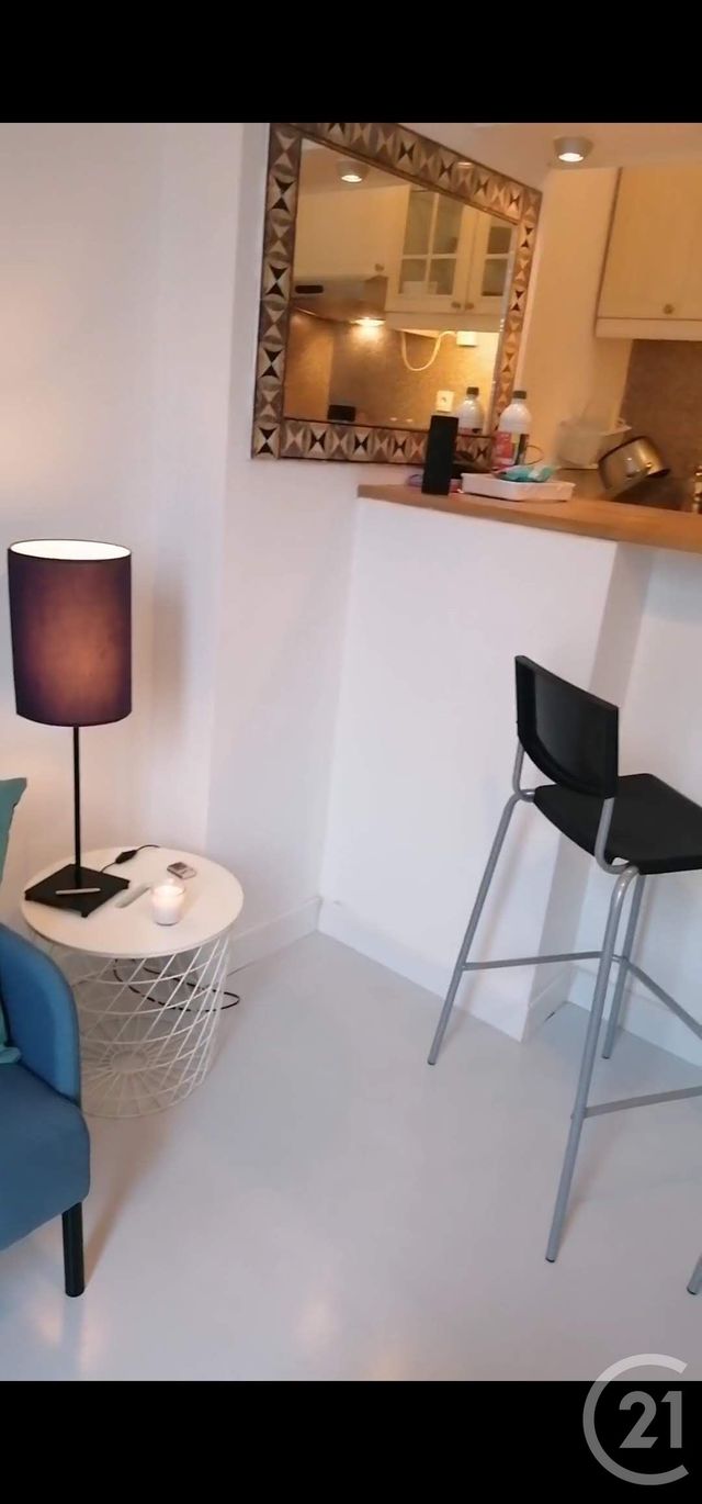 Appartement F2 à louer - 2 pièces - 26.9 m2 - CHOISY LE ROI - 94 - ILE-DE-FRANCE - Century 21 Acv