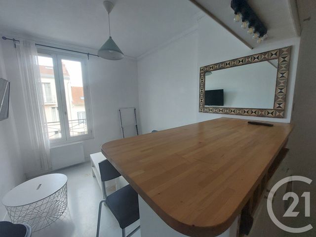 Appartement F2 à louer - 2 pièces - 26.9 m2 - CHOISY LE ROI - 94 - ILE-DE-FRANCE - Century 21 Acv