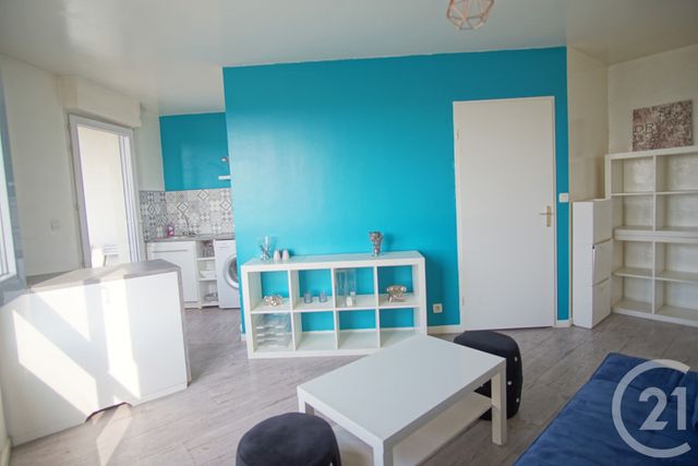 Appartement F1 à louer - 1 pièce - 22.65 m2 - CRETEIL - 94 - ILE-DE-FRANCE - Century 21 Acv