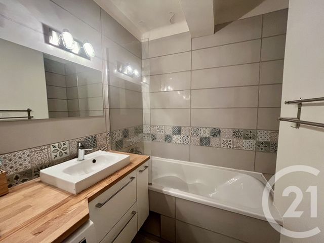 Appartement F3 à louer - 3 pièces - 63.17 m2 - CHOISY LE ROI - 94 - ILE-DE-FRANCE - Century 21 Acv