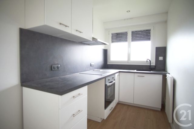 Appartement F1 à louer - 1 pièce - 27.0 m2 - CRETEIL - 94 - ILE-DE-FRANCE - Century 21 Acv