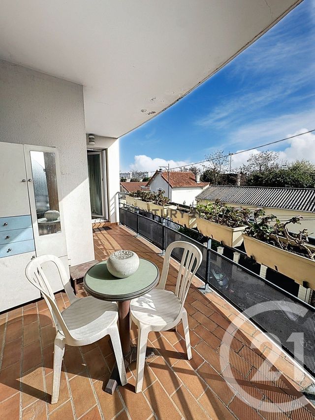 Appartement à vendre - 3 pièces - 71.48 m2 - MAISONS ALFORT - 94 - ILE-DE-FRANCE - Century 21 Acv