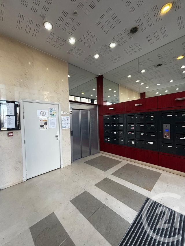 Appartement F2 à louer - 2 pièces - 40.92 m2 - THIAIS - 94 - ILE-DE-FRANCE - Century 21 Acv