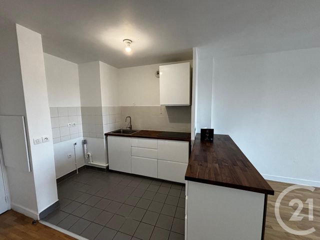 Appartement F2 à louer - 2 pièces - 40.92 m2 - THIAIS - 94 - ILE-DE-FRANCE - Century 21 Acv