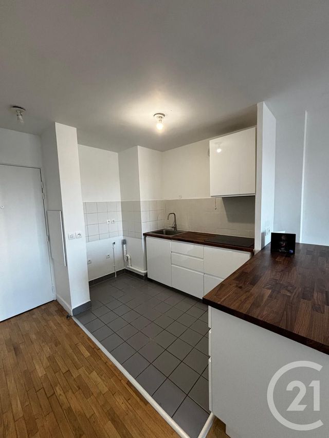 Appartement F2 à louer - 2 pièces - 40.92 m2 - THIAIS - 94 - ILE-DE-FRANCE - Century 21 Acv