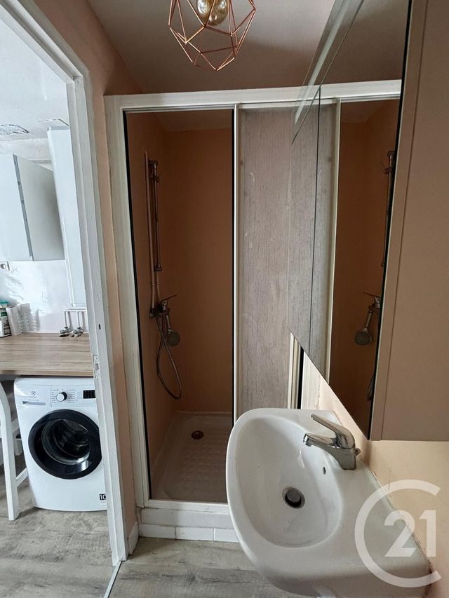 Appartement F2 à louer - 2 pièces - 35.0 m2 - CRETEIL - 94 - ILE-DE-FRANCE - Century 21 Acv