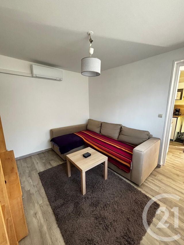 Appartement F2 à louer - 2 pièces - 35.0 m2 - CRETEIL - 94 - ILE-DE-FRANCE - Century 21 Acv