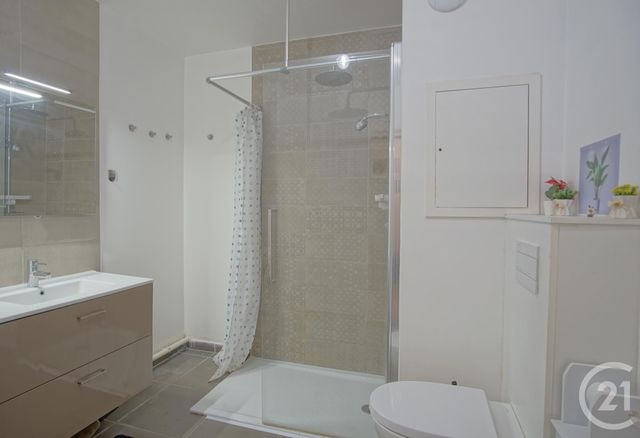 Appartement F2 à louer - 2 pièces - 43.69 m2 - CRETEIL - 94 - ILE-DE-FRANCE - Century 21 Acv