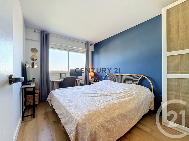 Appartement à vendre - 4 pièces - 87.09 m2 - MAISONS ALFORT - 94 - ILE-DE-FRANCE - Century 21 Acv