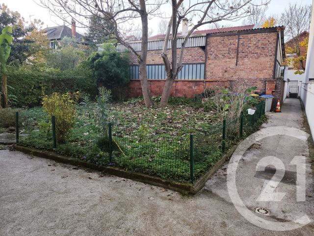 Appartement F1 à louer - 1 pièce - 14.95 m2 - CHOISY LE ROI - 94 - ILE-DE-FRANCE - Century 21 Acv