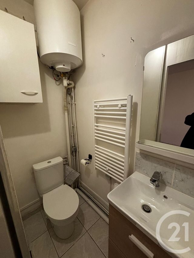 Appartement F1 à louer - 1 pièce - 14.95 m2 - CHOISY LE ROI - 94 - ILE-DE-FRANCE - Century 21 Acv