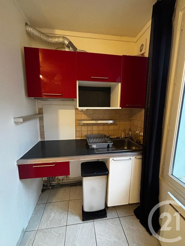 Appartement F1 à louer - 1 pièce - 14.95 m2 - CHOISY LE ROI - 94 - ILE-DE-FRANCE - Century 21 Acv