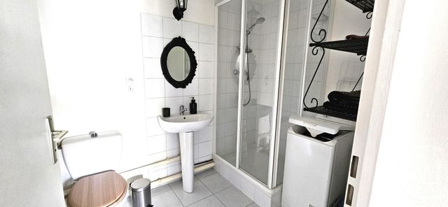 Appartement F2 à louer - 2 pièces - 31.0 m2 - THIAIS - 94 - ILE-DE-FRANCE - Century 21 Acv