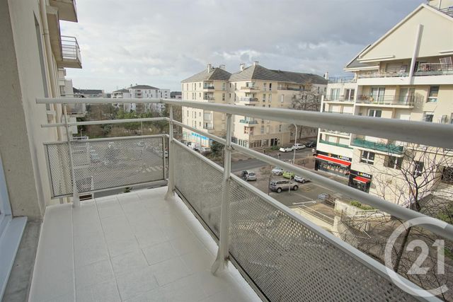 Appartement F2 à louer - 2 pièces - 37.5 m2 - CRETEIL - 94 - ILE-DE-FRANCE - Century 21 Acv