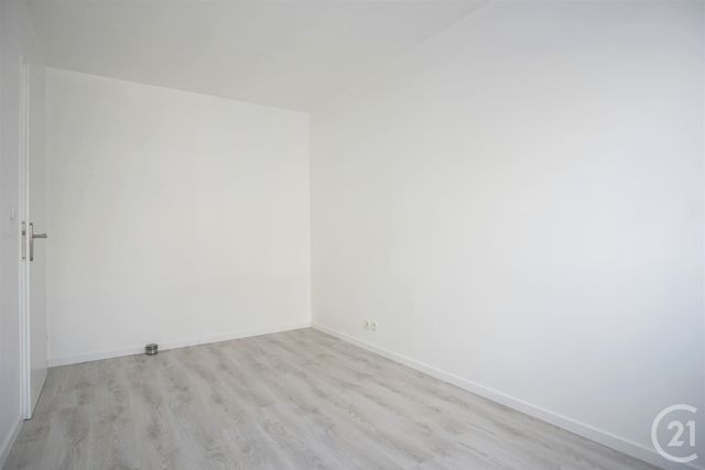 Appartement F2 à louer - 2 pièces - 37.5 m2 - CRETEIL - 94 - ILE-DE-FRANCE - Century 21 Acv