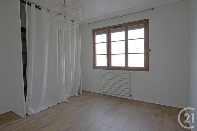 Appartement F2 à louer - 2 pièces - 54.72 m2 - ORLY - 94 - ILE-DE-FRANCE - Century 21 Acv