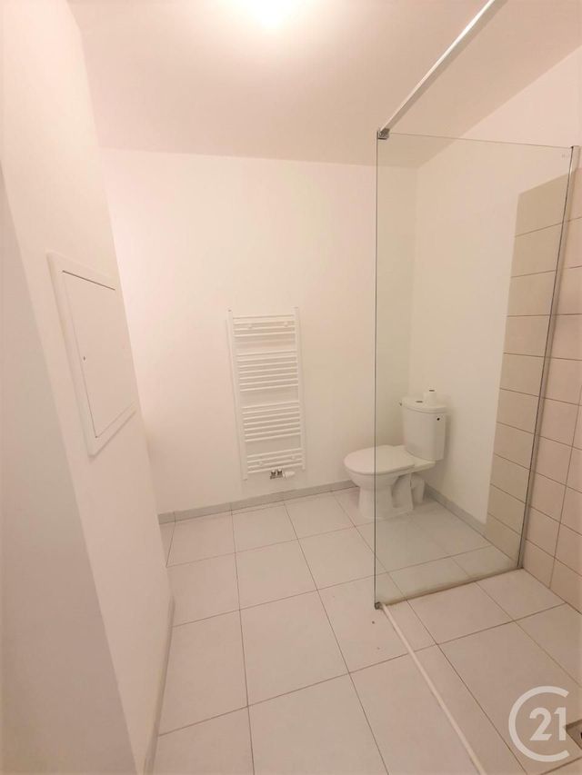 Appartement F1 à louer - 1 pièce - 32.15 m2 - VILLENEUVE LE ROI - 94 - ILE-DE-FRANCE - Century 21 Acv