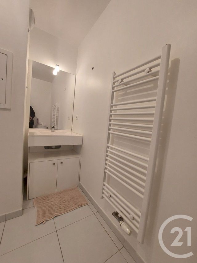 Appartement F1 à louer - 1 pièce - 32.15 m2 - VILLENEUVE LE ROI - 94 - ILE-DE-FRANCE - Century 21 Acv