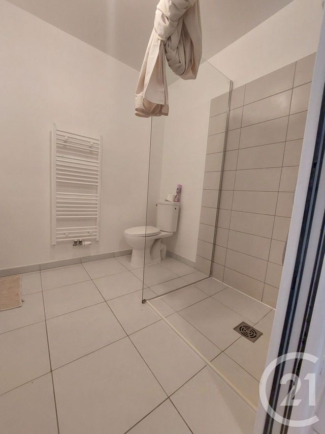 Appartement F1 à louer - 1 pièce - 32.15 m2 - VILLENEUVE LE ROI - 94 - ILE-DE-FRANCE - Century 21 Acv