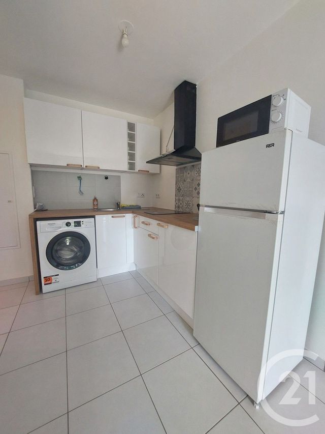 Appartement F1 à louer - 1 pièce - 32.15 m2 - VILLENEUVE LE ROI - 94 - ILE-DE-FRANCE - Century 21 Acv