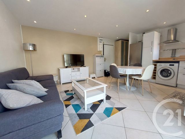 Appartement F2 à louer - 2 pièces - 37.97 m2 - CRETEIL - 94 - ILE-DE-FRANCE - Century 21 Acv