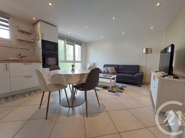 Appartement F2 à louer - 2 pièces - 37.97 m2 - CRETEIL - 94 - ILE-DE-FRANCE - Century 21 Acv