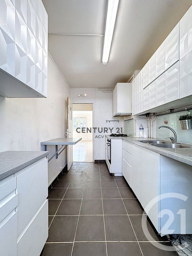 Appartement F4 à vendre - 4 pièces - 67.49 m2 - MAISONS ALFORT - 94 - ILE-DE-FRANCE - Century 21 Acv