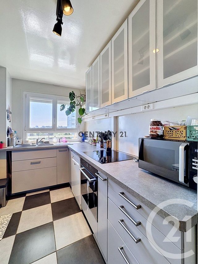 Appartement à vendre - 4 pièces - 72.28 m2 - MAISONS ALFORT - 94 - ILE-DE-FRANCE - Century 21 Acv