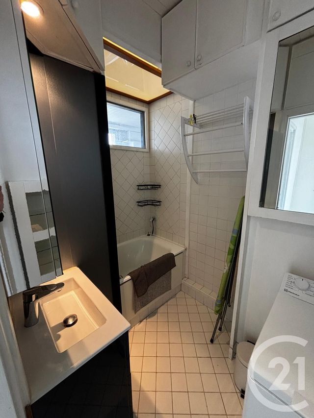 Appartement F3 à louer - 3 pièces - 50.87 m2 - MAISONS ALFORT - 94 - ILE-DE-FRANCE - Century 21 Acv